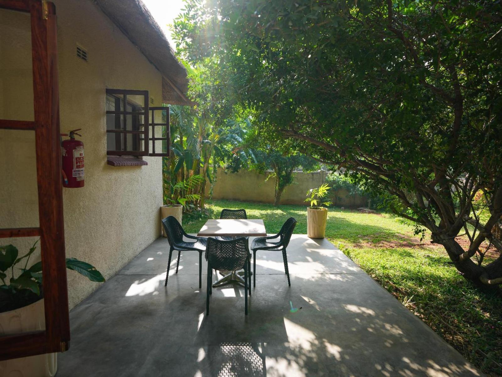 Bed and Breakfast The Little Outlook Victoria Falls Habitación foto
