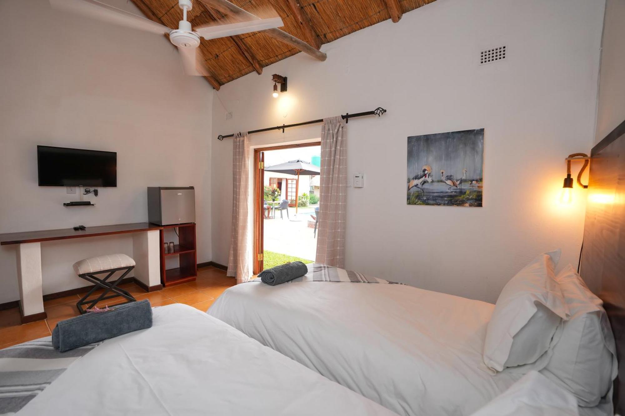 Bed and Breakfast The Little Outlook Victoria Falls Exterior foto
