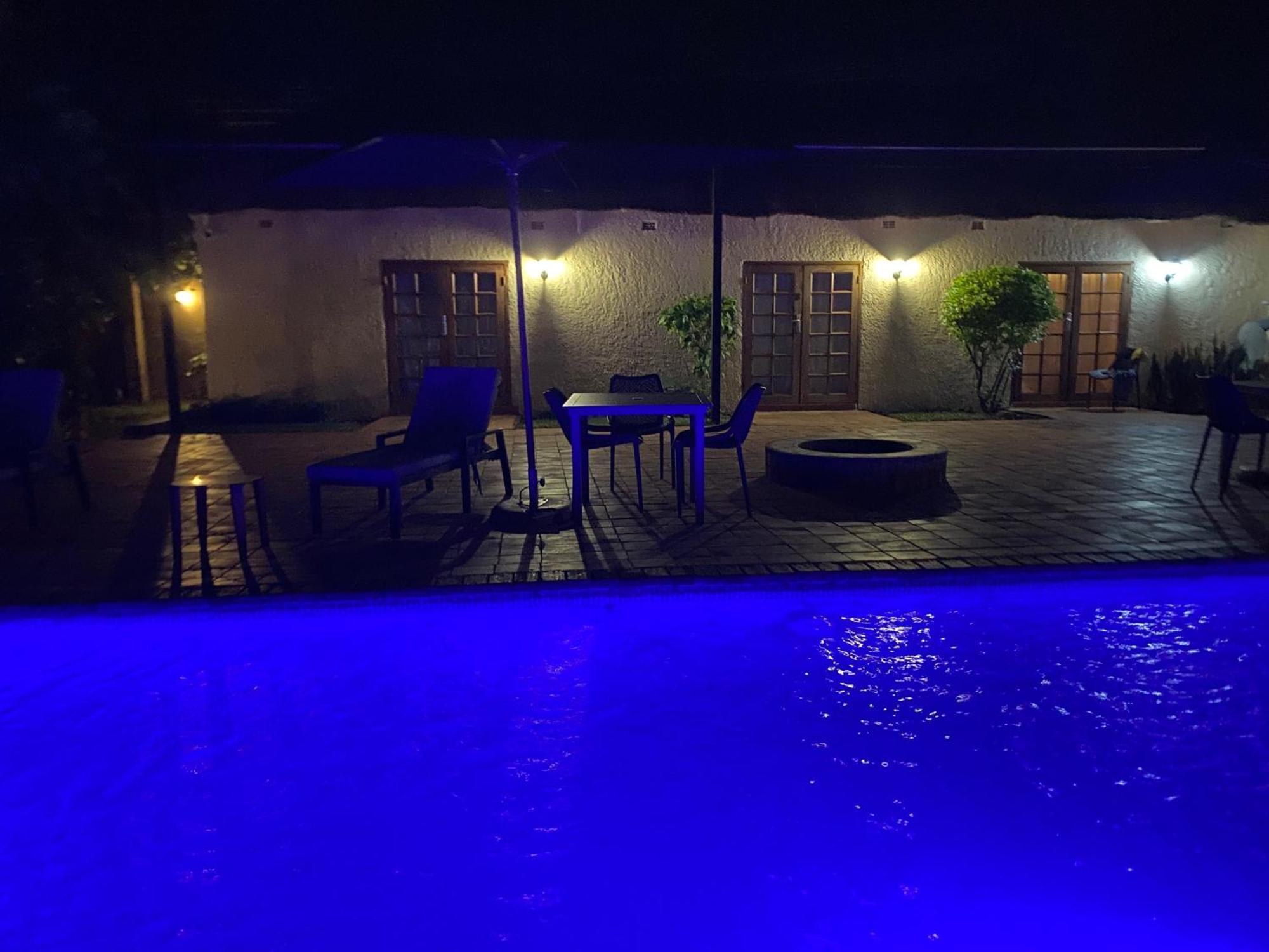 Bed and Breakfast The Little Outlook Victoria Falls Exterior foto